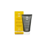 Photo white crema solare illuminante invisible